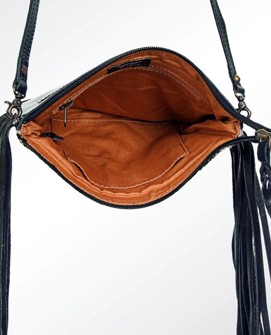 “Dainty” Crossbody