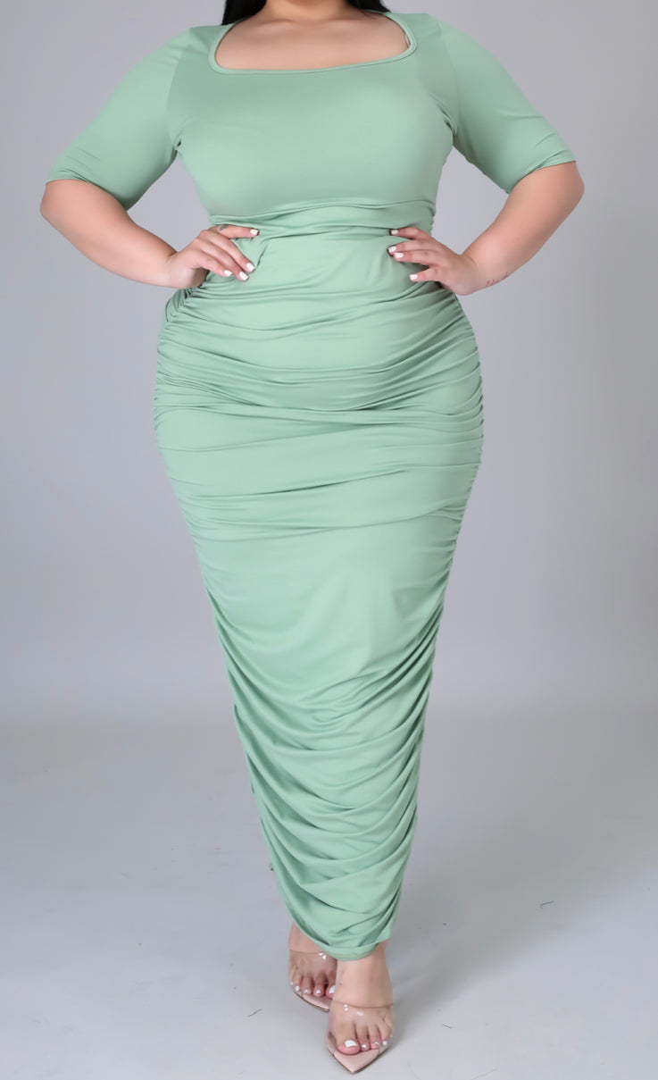 “Saturday Love” Curvy Maxi Dress
